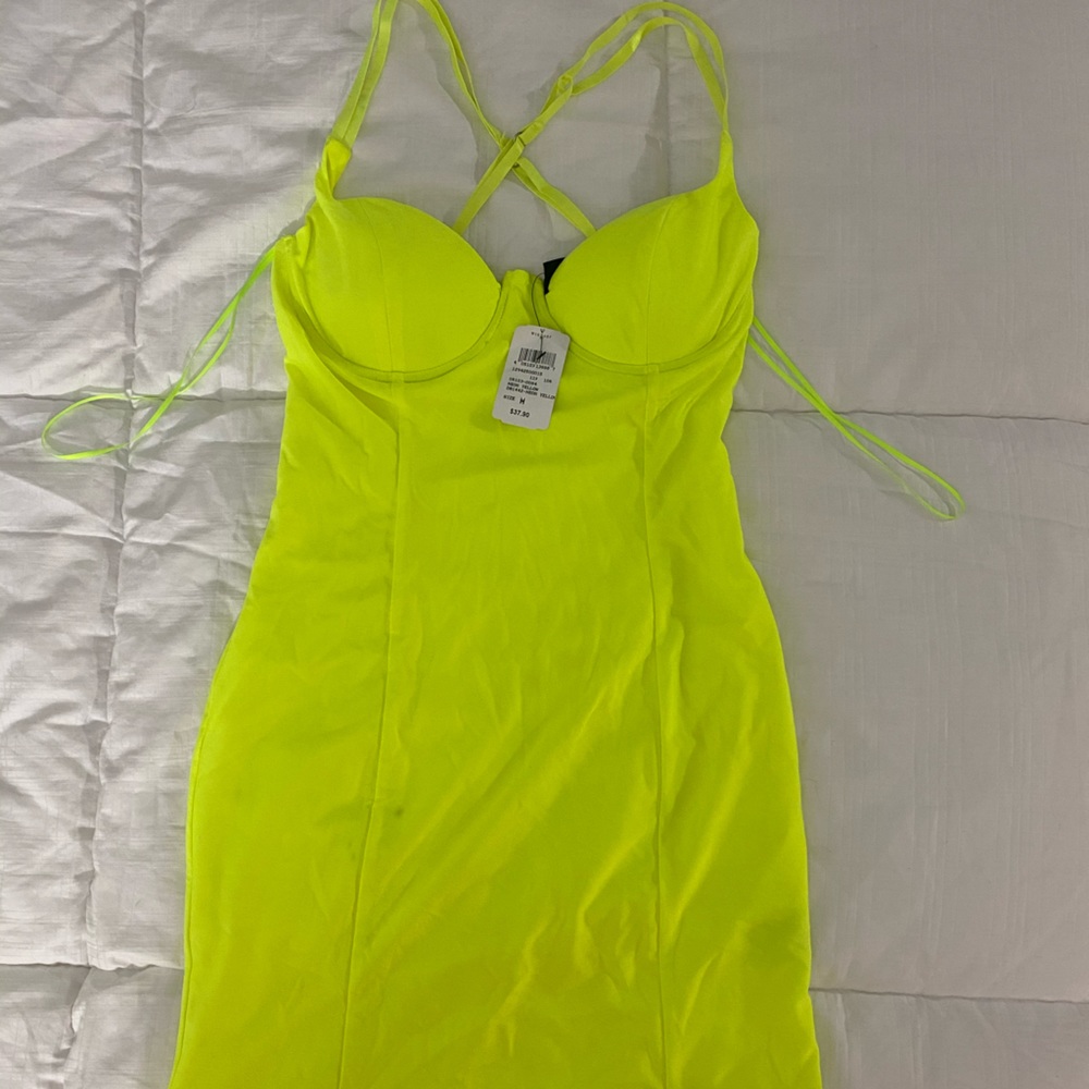 Mini yellow dress